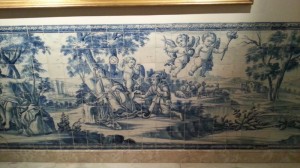 I love the 18th-century panels of traditional azulejos tiles in the Sala de Lago...